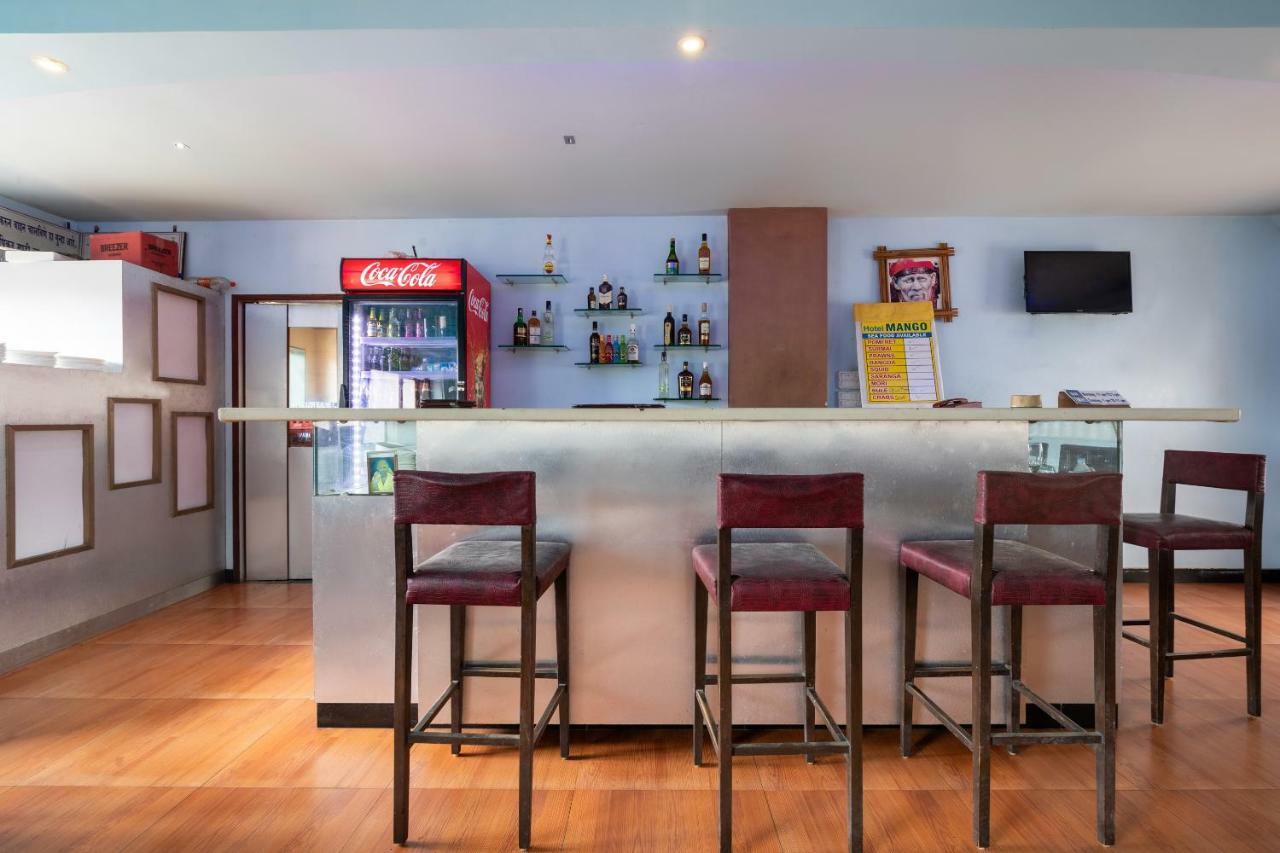 Oyo 44695 Hotel Mango Sawantwadi Екстериор снимка